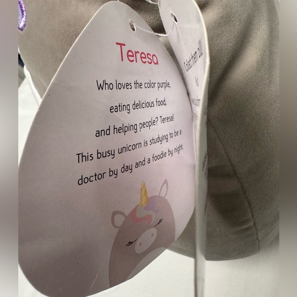 Teresa the Unicorn Squishmallow - Picture 4 of 4